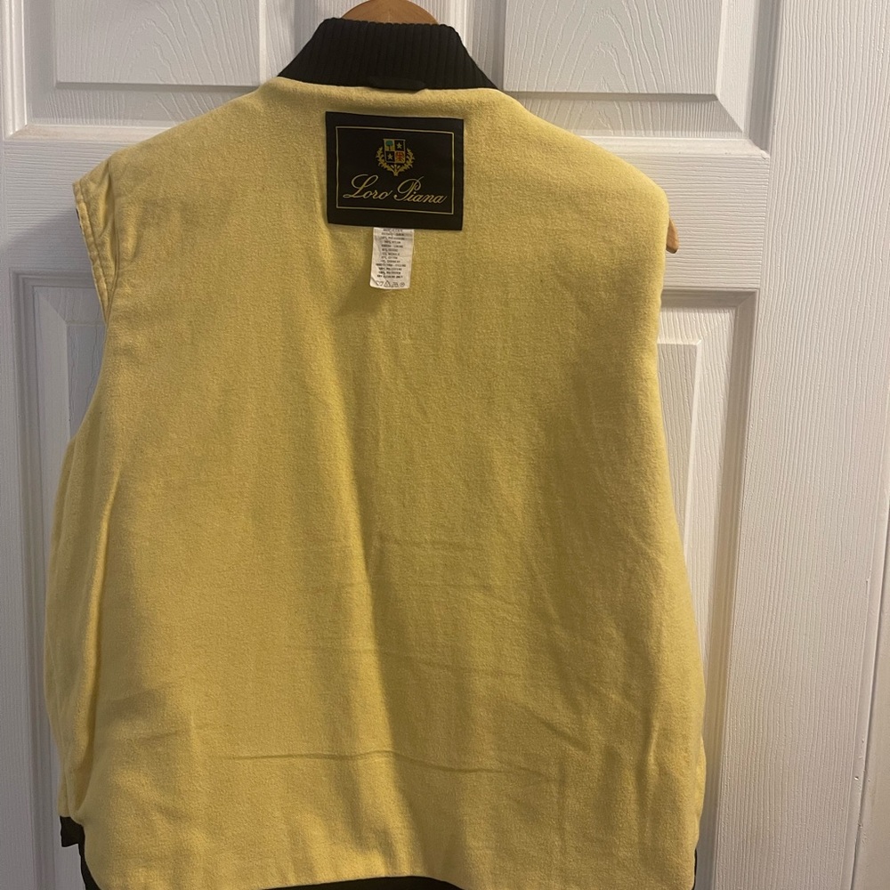 Women’s Black Loro Piana Vest - Picture 9 of 10